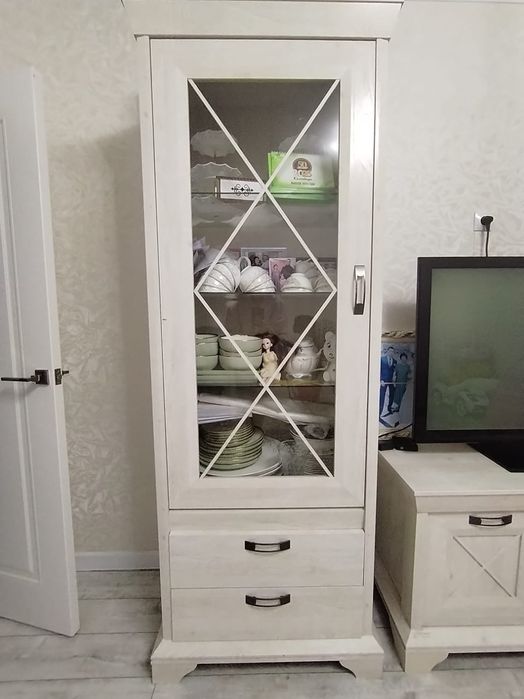 Сервант сатылады