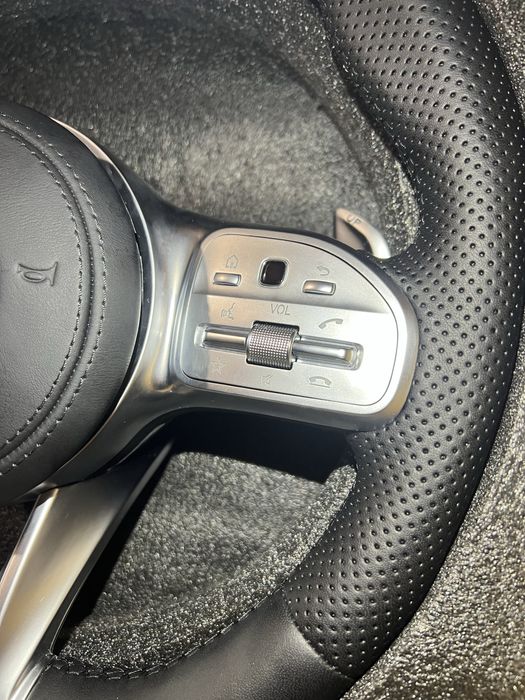 Спортен волан за Мерцедес AMG