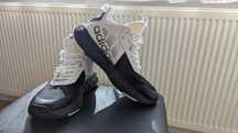 Vând Adidas Lightmotion 41 ⅓