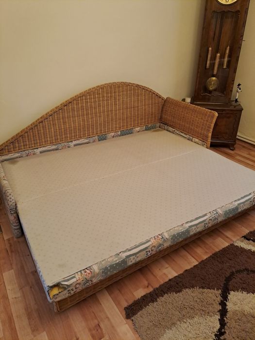 Canapea extensibila, în stare ffff buna