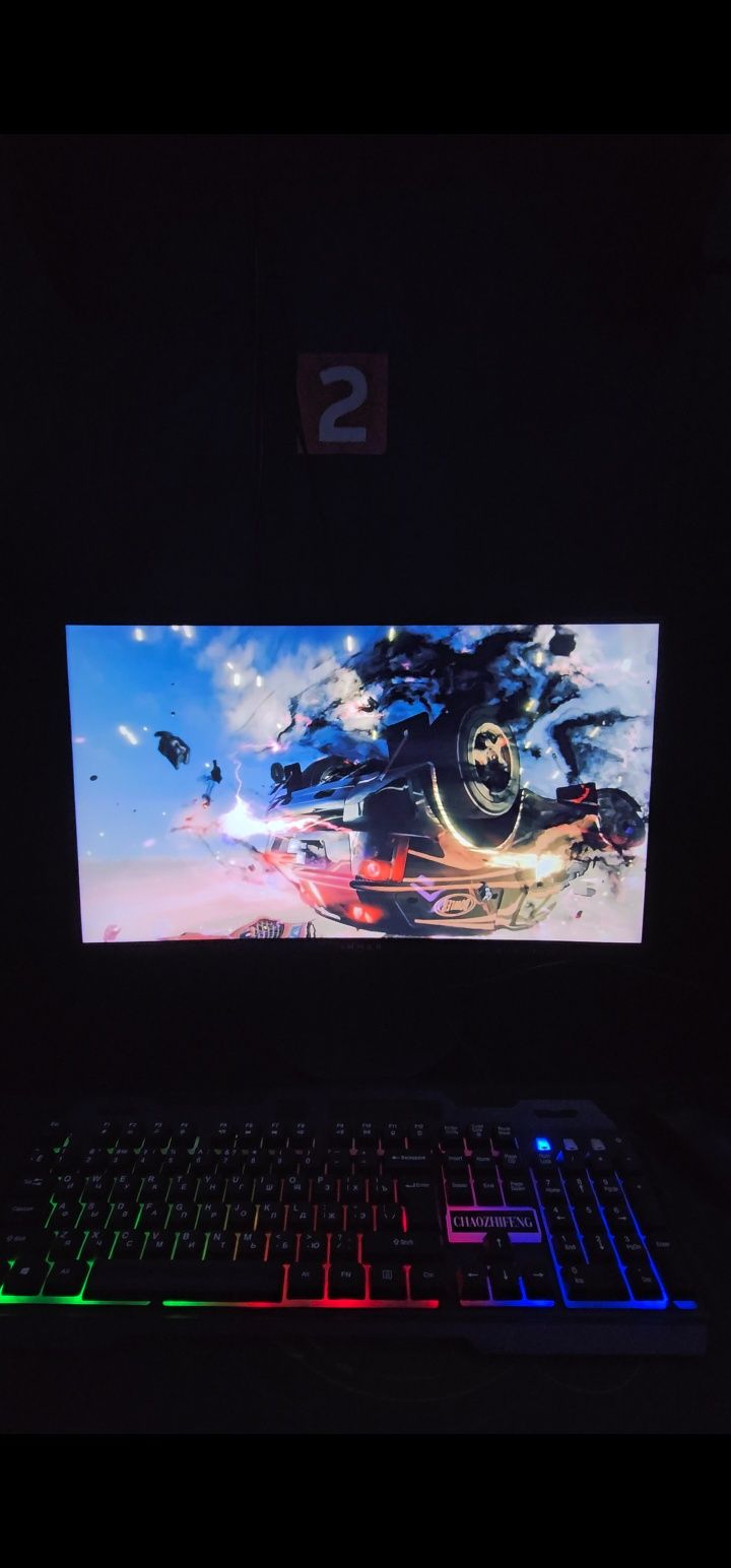 Monitor. 24' Immer Curved. Qayrilgan