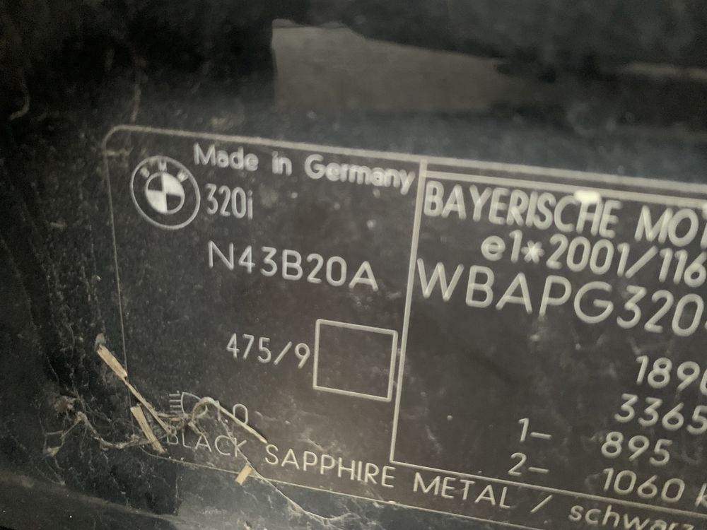Продаваме бмв е90 320и 170кс bmw e90 320i 170hp на части.