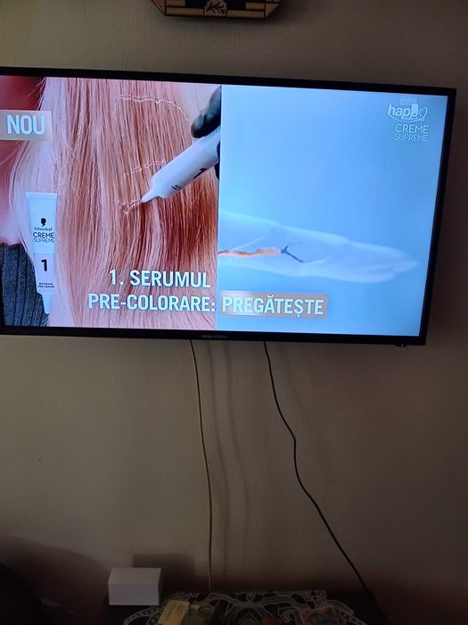 Televízor Mega Vision LED diagonala 105