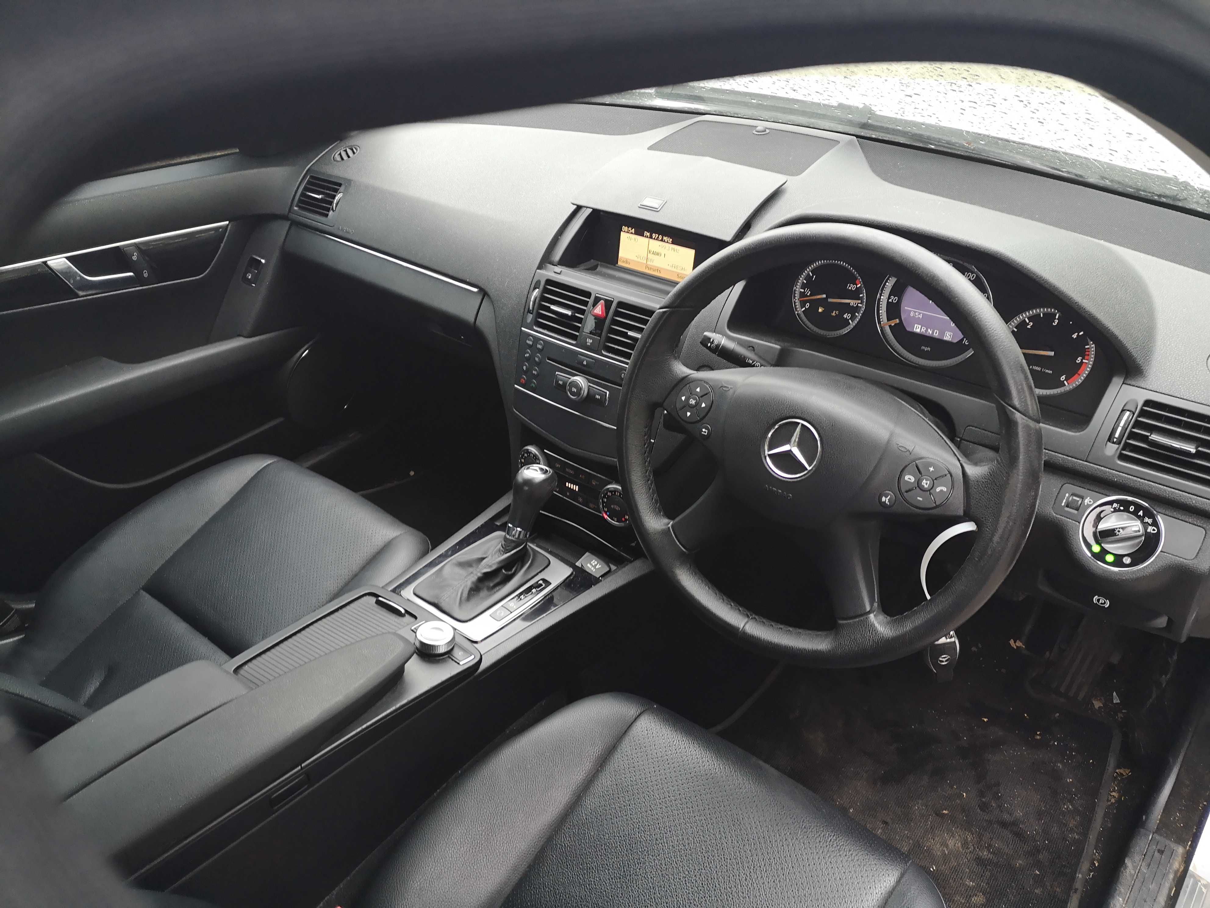 W204 НА ЧАСТИ Mercedes C Class В204 200 CDI 646 ръчка Classic