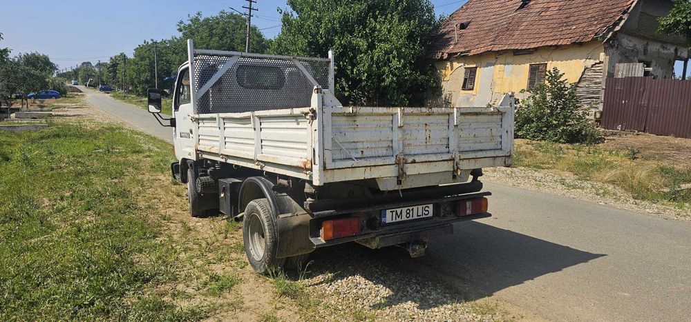 Vând Nissan Cabstar basculabil