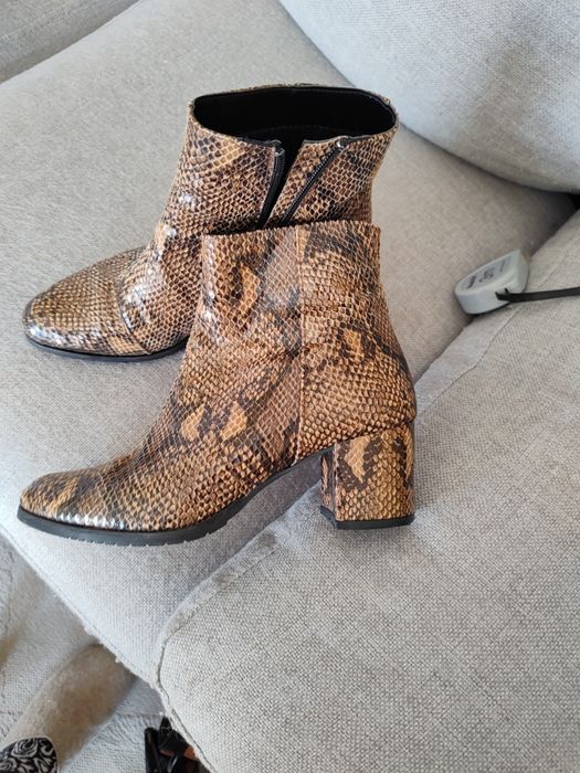 Прекрасни боти животински принт 37.5