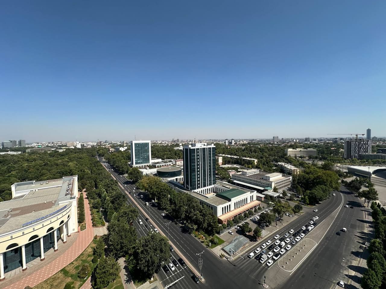 Сдаётся Евро офис в Nest One 92м²