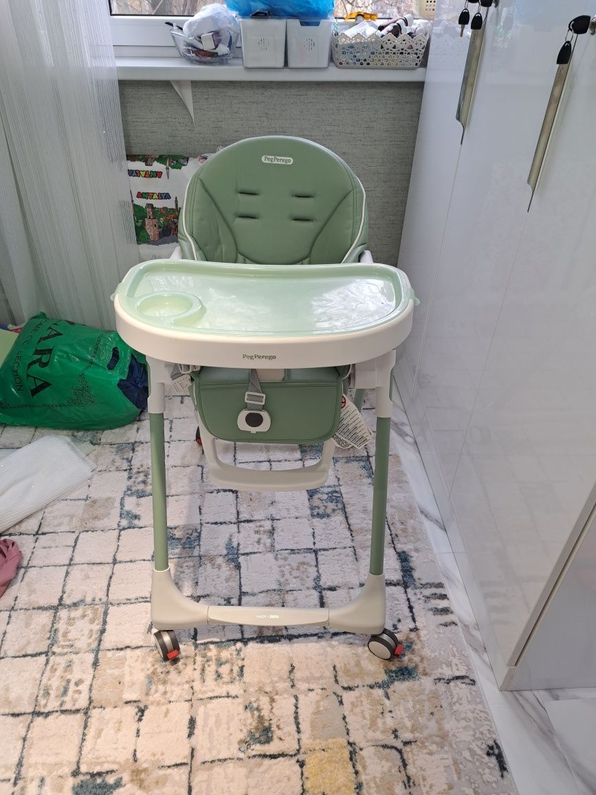 Продаю стульчик для кормления 2в1 PegPerego Prima Papa