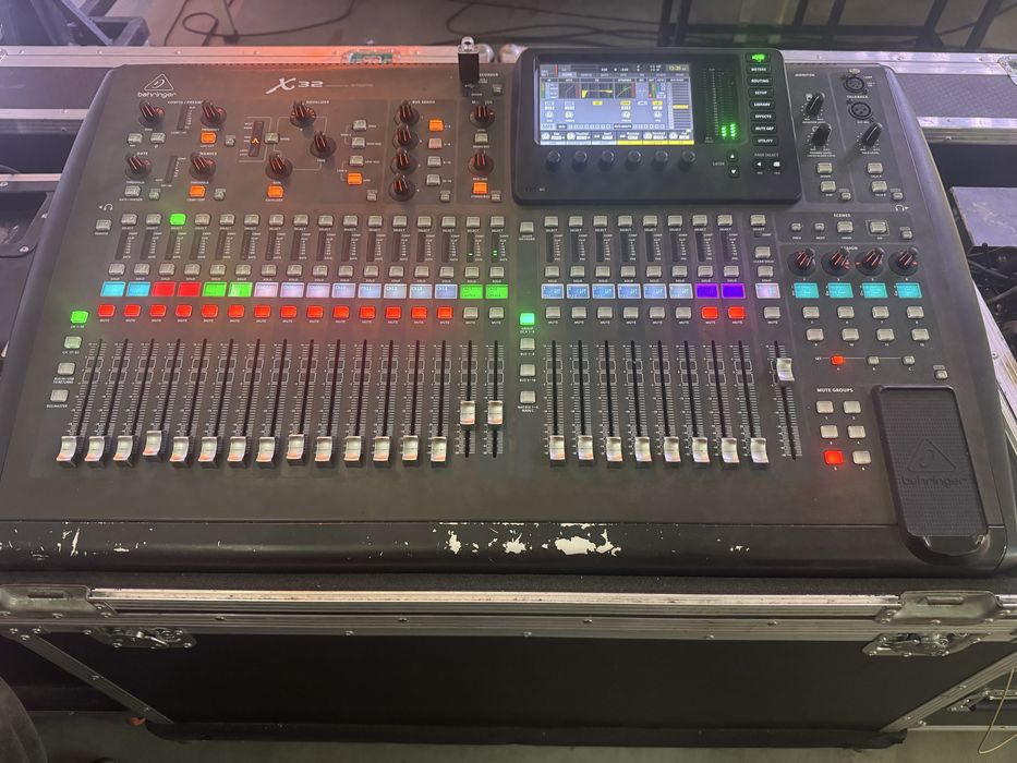 Vand mixer X32 cu case