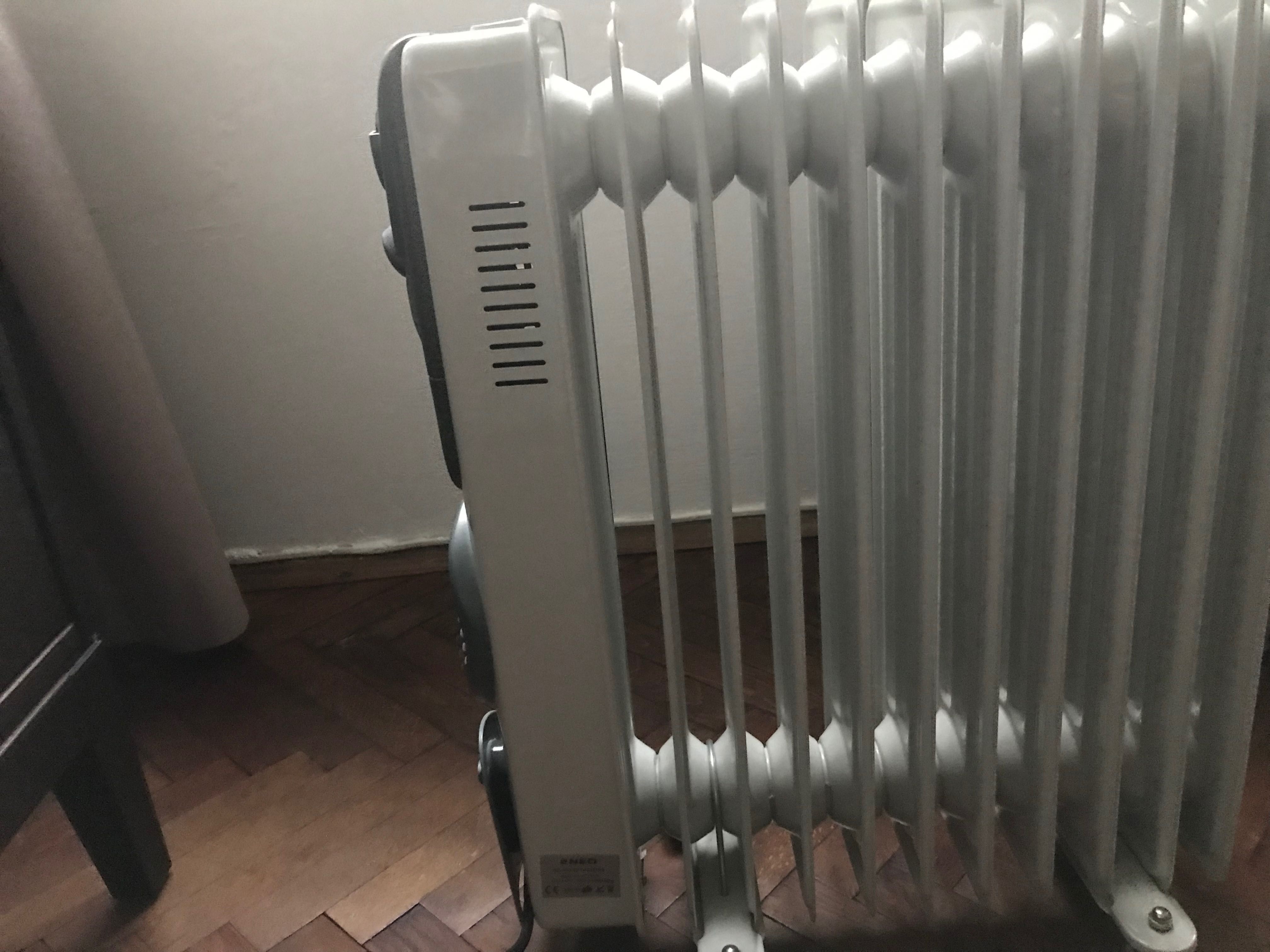 Маслен радиатор NEO 2500 W + 400 W 10 ребра