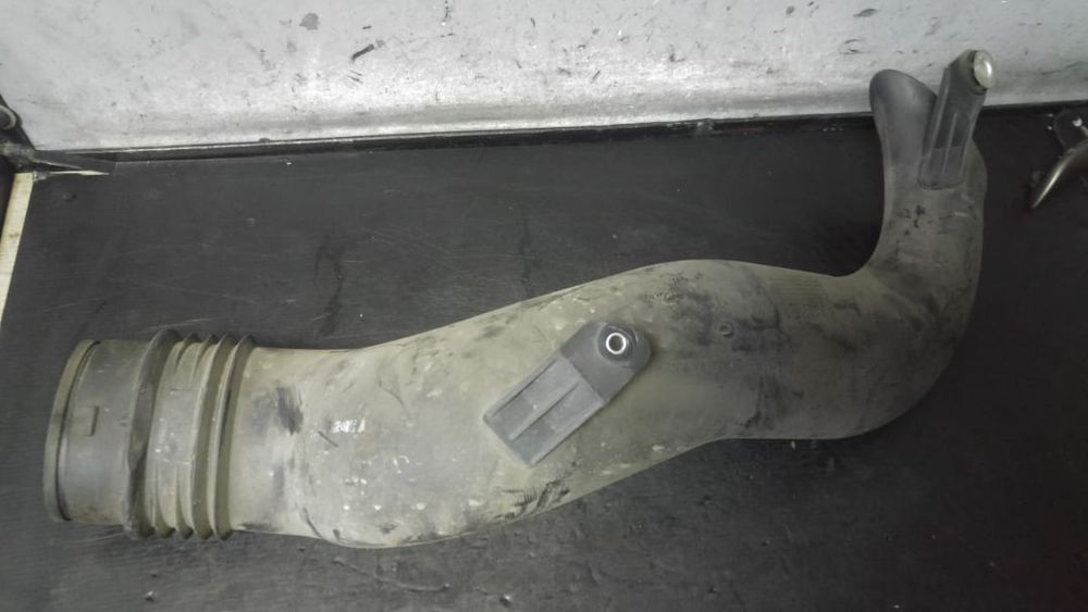 tubulatura admisie 1.9 jtdm 939a2000 150 cp alfa romeo 159  51782843