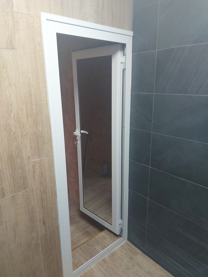 Продавам 4-стаен апартамент