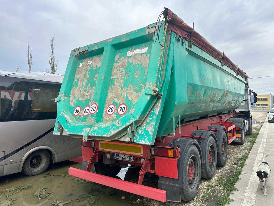 Iveco Stralis Euro V 450 CP + semiremorca basculabila Kempf