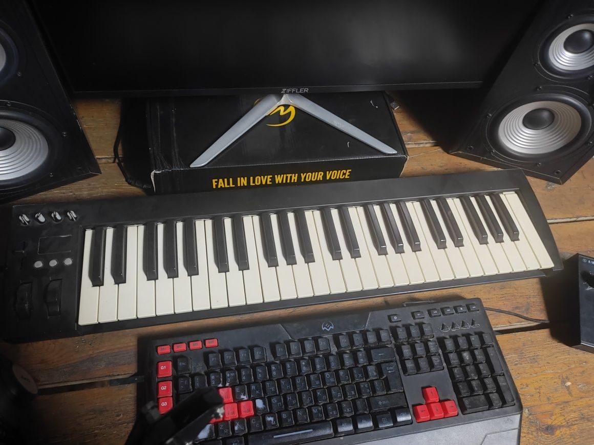 Studio sotiladi ... Срочно