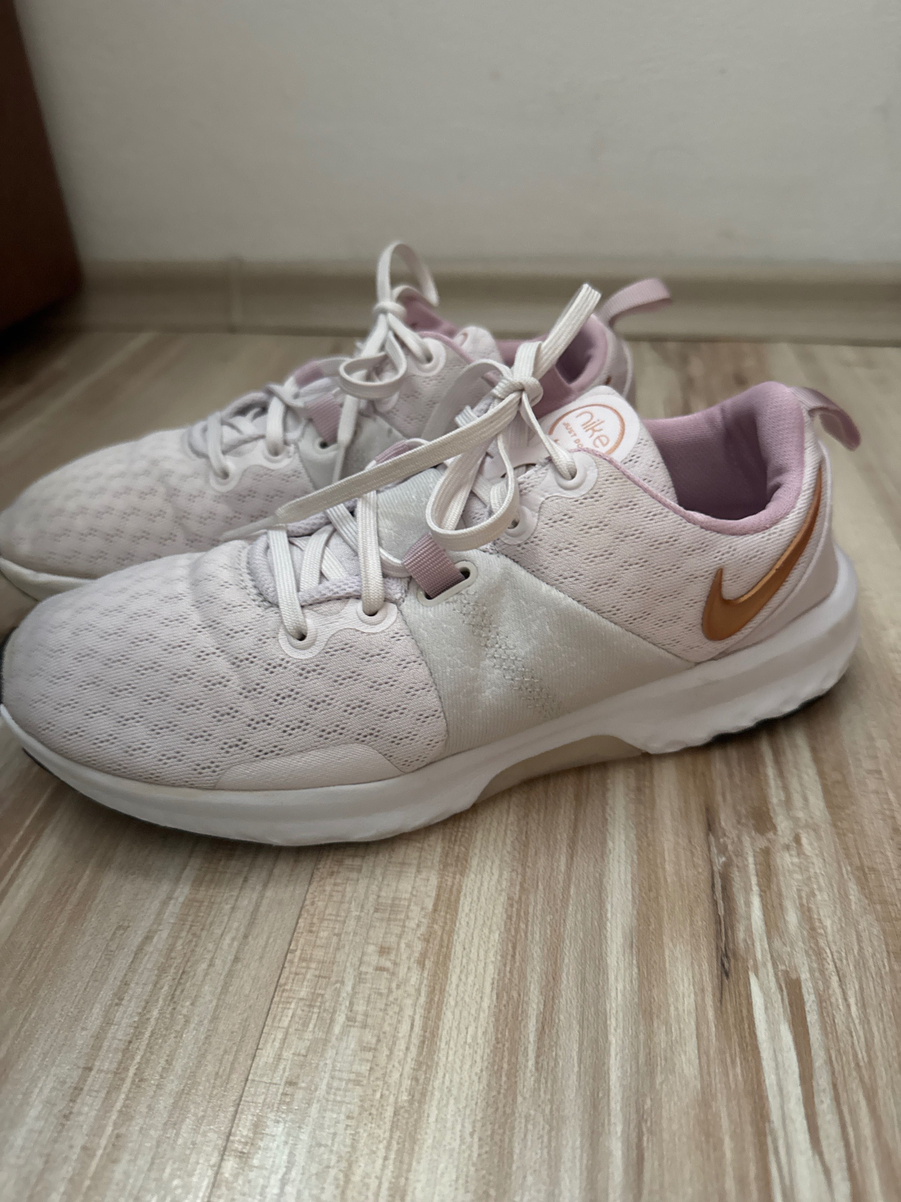 Маратонки Nike City Trainer 3 розови 38