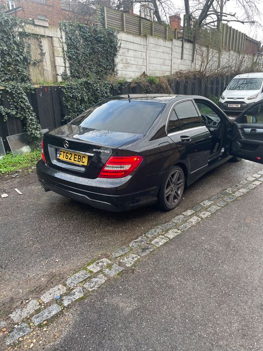 Mercedes W204 C220 на части