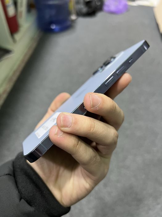 13 Pro ideal holatda 256 Gb