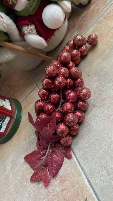 Коледна декорация и украсена коледна елха 90 см