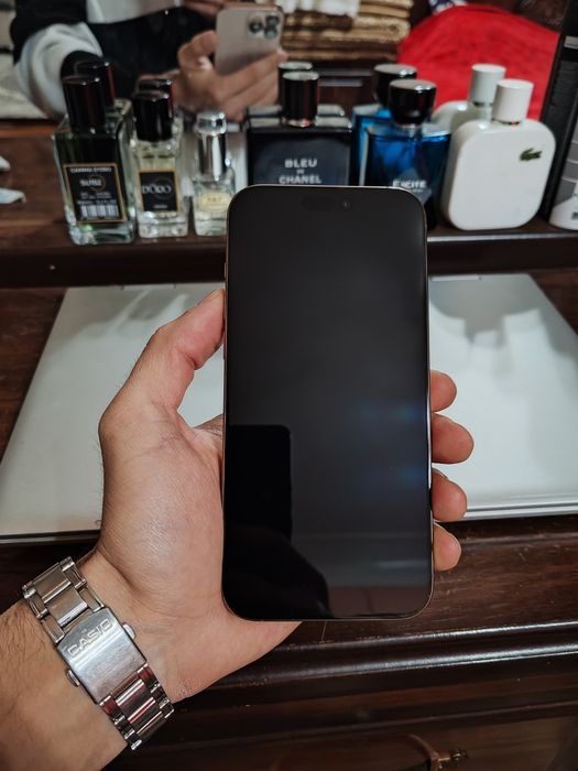 iPhone 16 pro max 98%