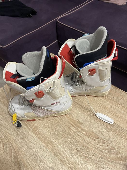 Boots Burton, 40,5 (8.5), womans mint