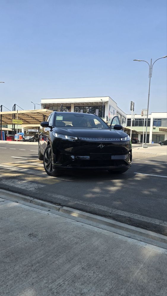 Dongfeng 008 ultra