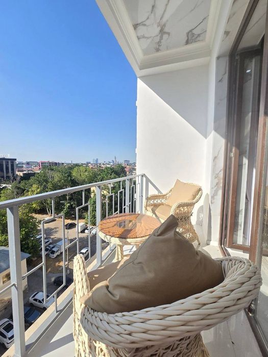 Продается 2х ком квартира, ЖК Eco House, ор-р: Мукимий Мост, 56м²