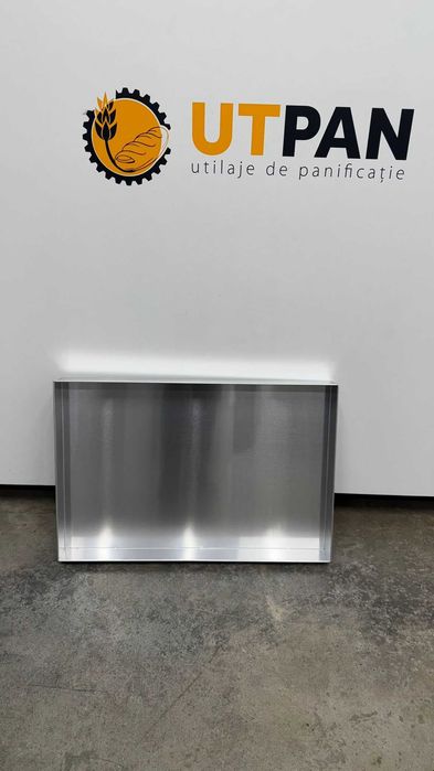 Tava aluminiu, neperforata - NOUA!