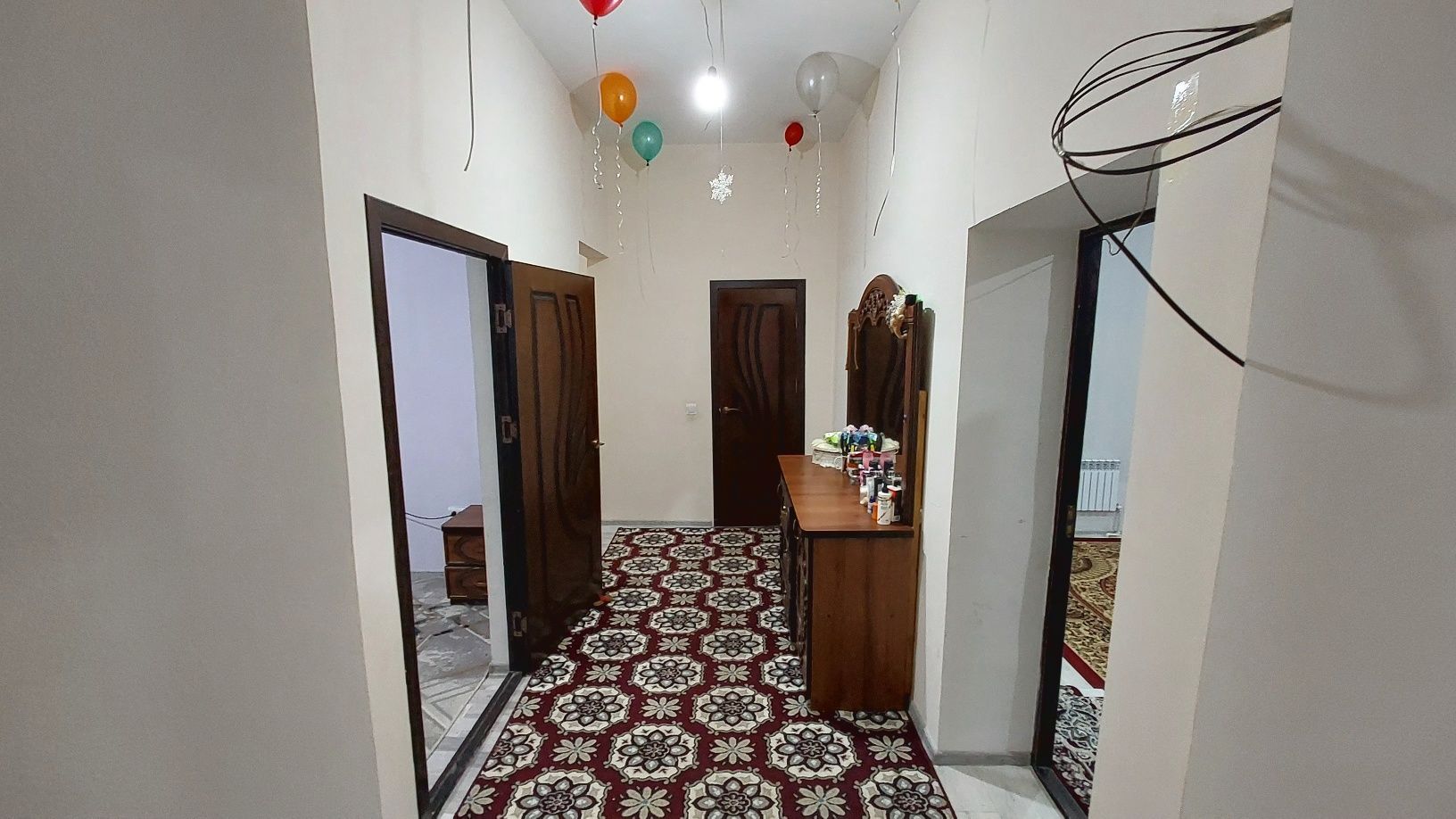 2 hanali magazinli jay remoni taza xamme sharayti bar