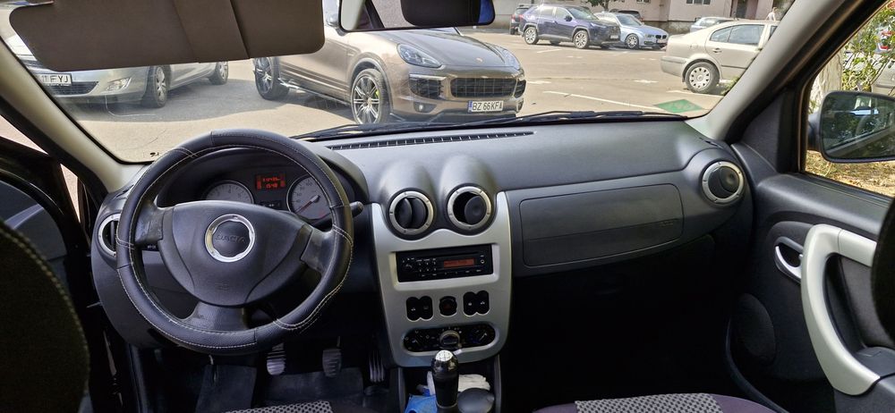Vand Logan 1.6 berlina