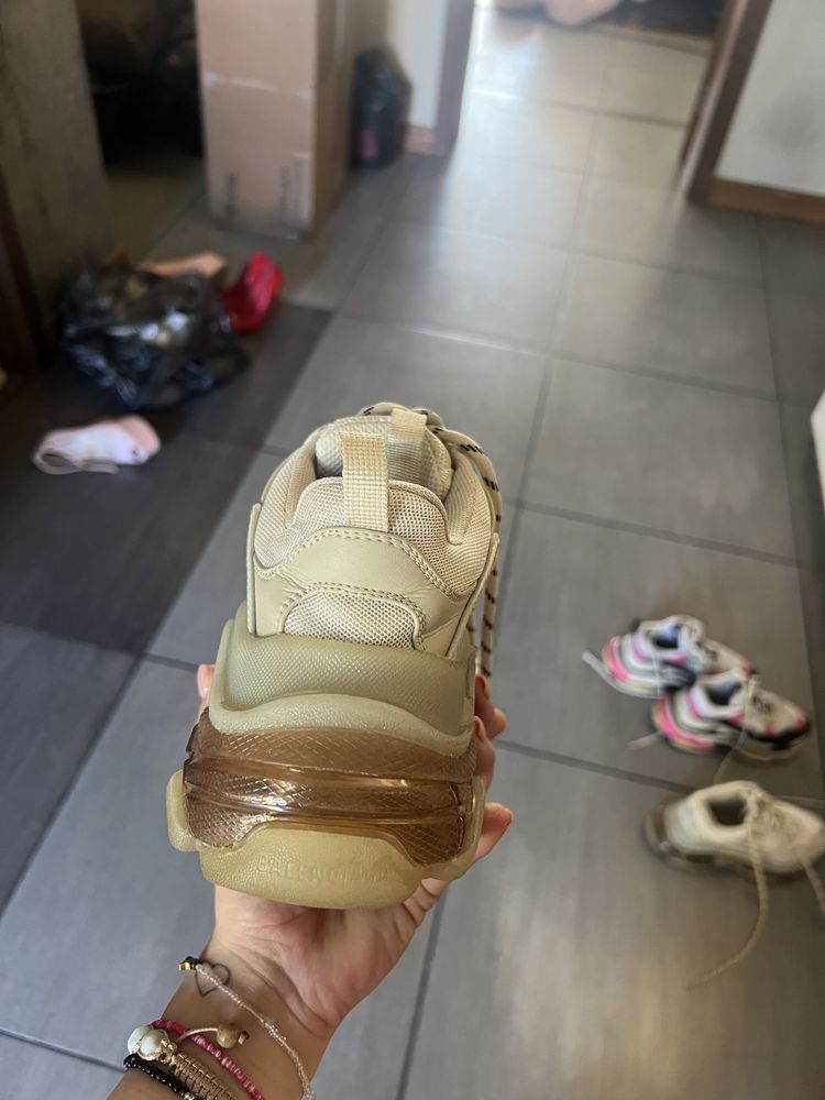 Balenciaga triple S
