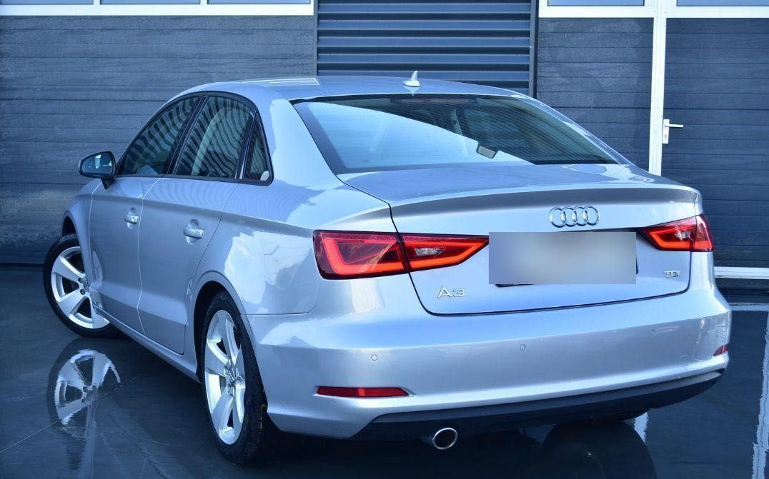 Audi a3 2016 s line s tronic navi bi xenon a/c