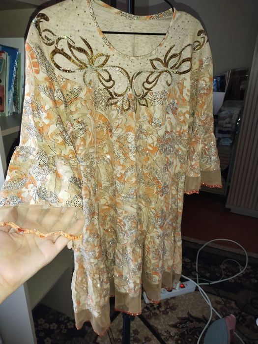 Kelinlik kôylaklar va uyga kiyish uchun kôylak lozimlar