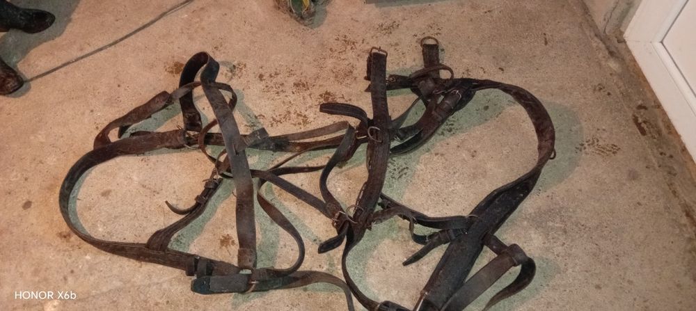 Vând ham aproape nou