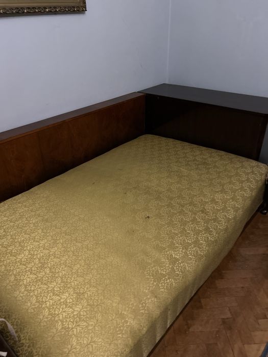 Pat arcuri si lemn masiv + lada de depozitare