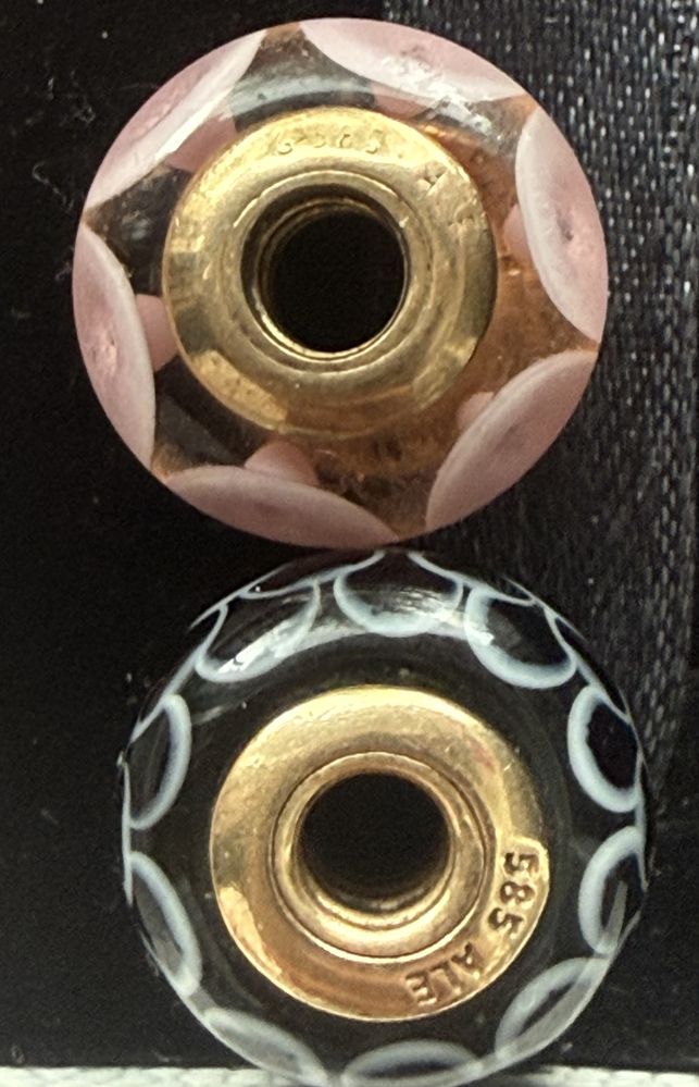 Vand charm murano aur Pandora original 14k