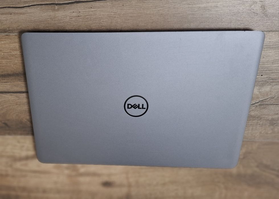 Лаптоп 15.6 Dell Latitude 5581
