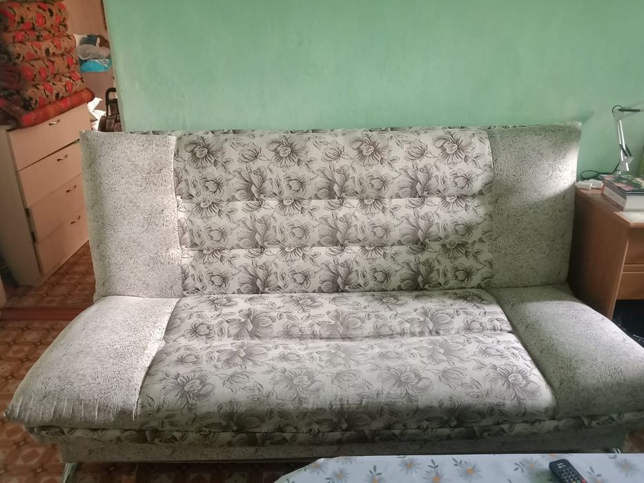 Продается диван без кресель