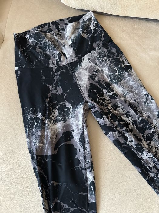 Спортен клин Gymshark, Adidas, Genezis