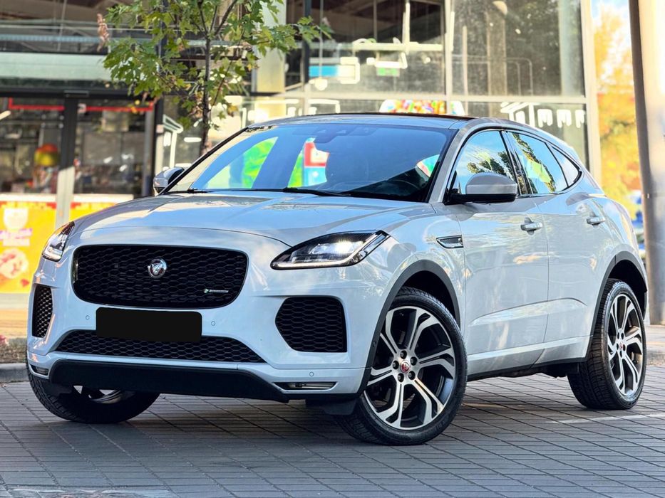 Jaguar E-Type 2019 R-Dynamic 2.0d 180cp 4x4•Pano•Meridian•Variante