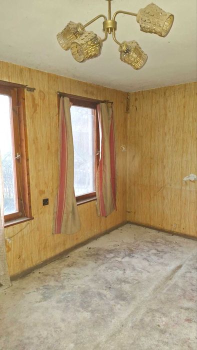 Продава се Къща в Перник, Нов Драгановец - 258 кв.м за 324 €/кв.м - Снимка #1