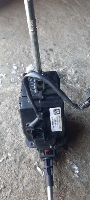 Selector/schimbator cutie de viteze DSG Golf 7 Octavia 3  5Q1713025K