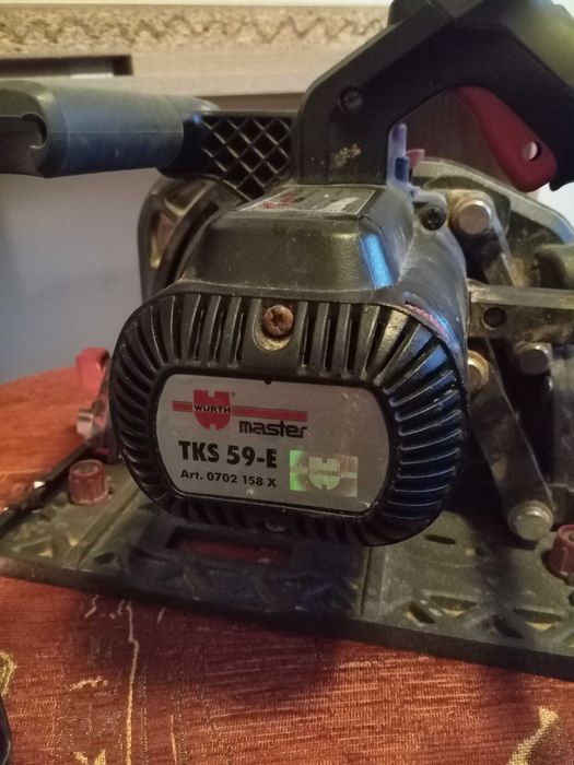 Ръчен циркуляр WÜRTH TKS 59-E, 1300 W, черен пластмасов куфар