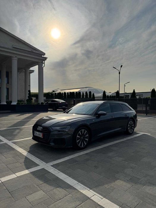 Audi A6 Avant Hybrid  an fabricație 2020