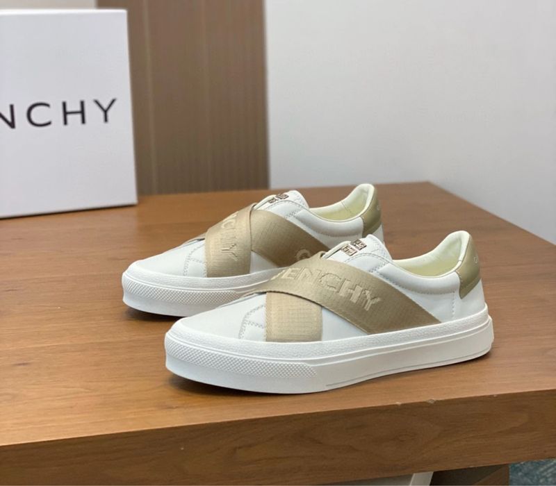Кроссовки Givenchy
