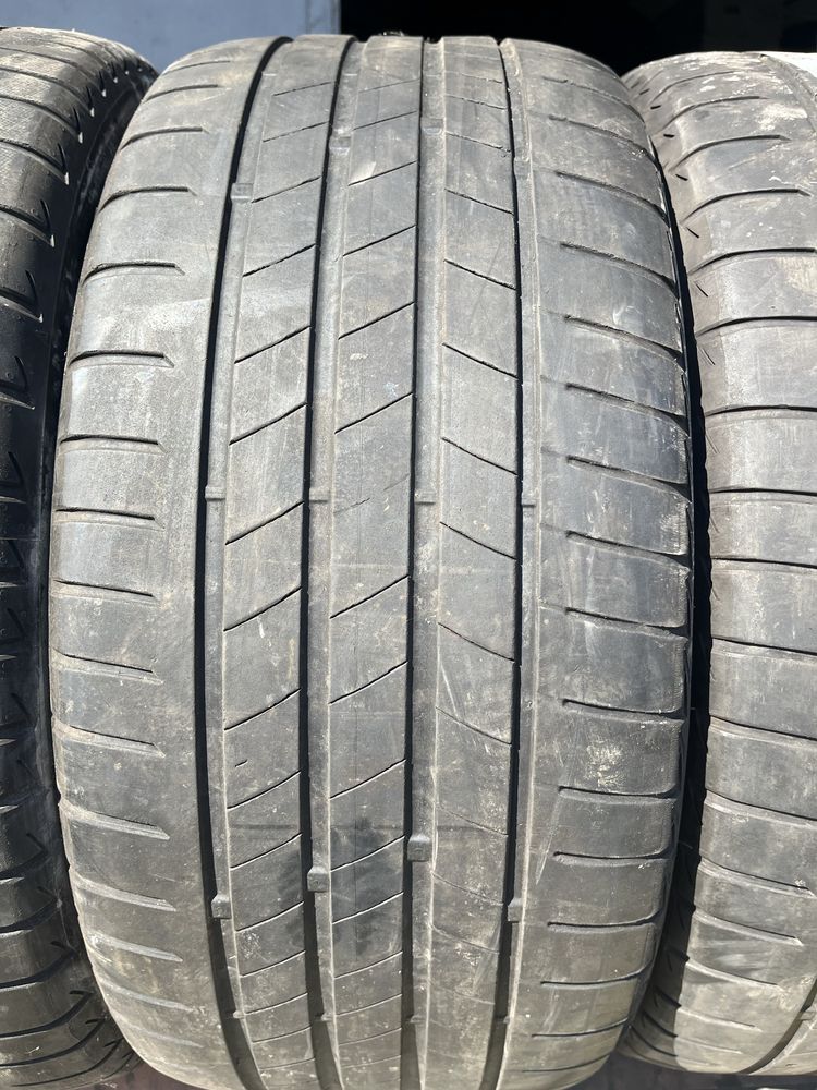 4 бр. летни гуми 255/45/18 Bridgestone DOT 2620 3,5 mm