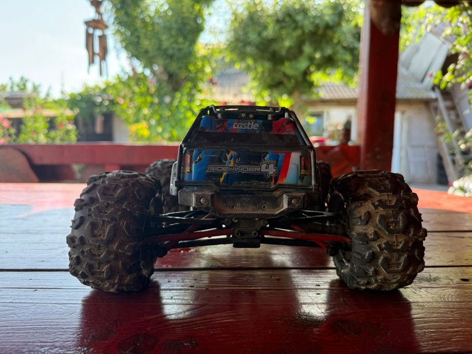 Traxxas Summit 1:16 stare buna