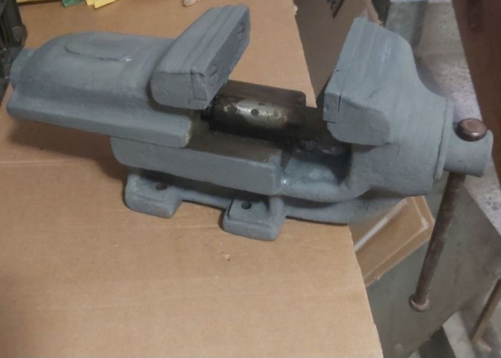 Шлосерско менгеме.