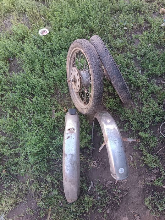 Vând piese Piaggio vespa