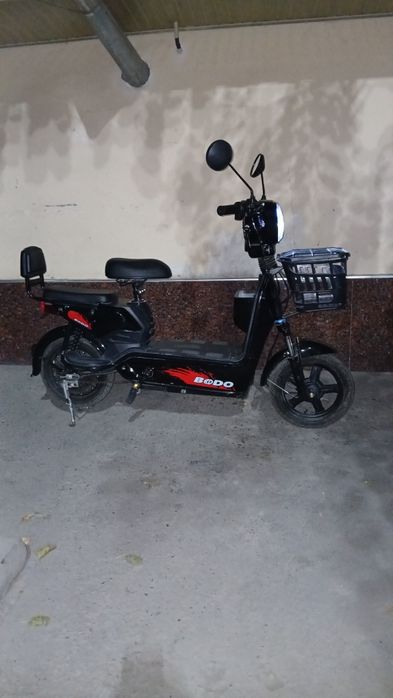 Skuter sotiladi aybi yoʻq 4 akumulyator xolati ideal