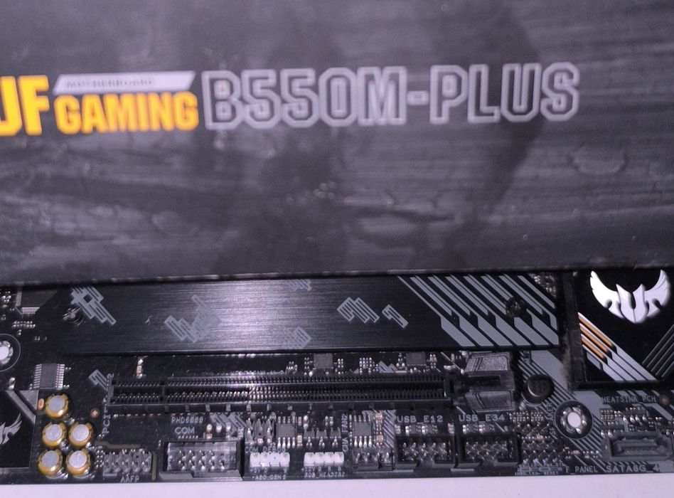 Asus am4+Ryzen7+16gb Ram+Cooler